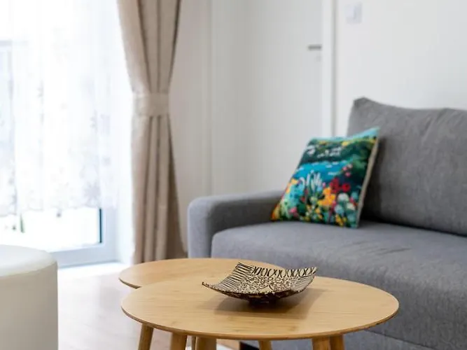 Daire New Near The Centre Of